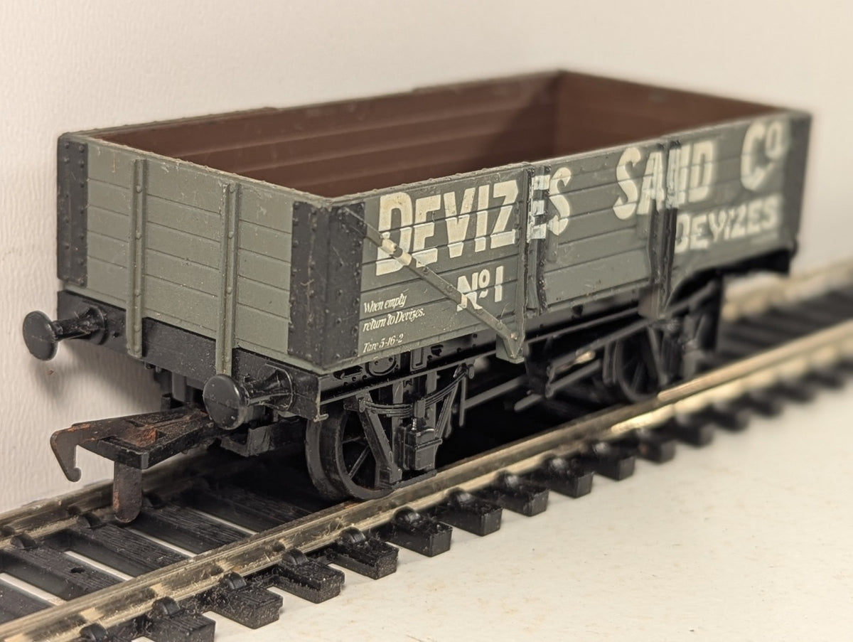 Airfix OO Gauge 5 Plank Wagon Open Wagon 1 Devizes Sand Co. 54308