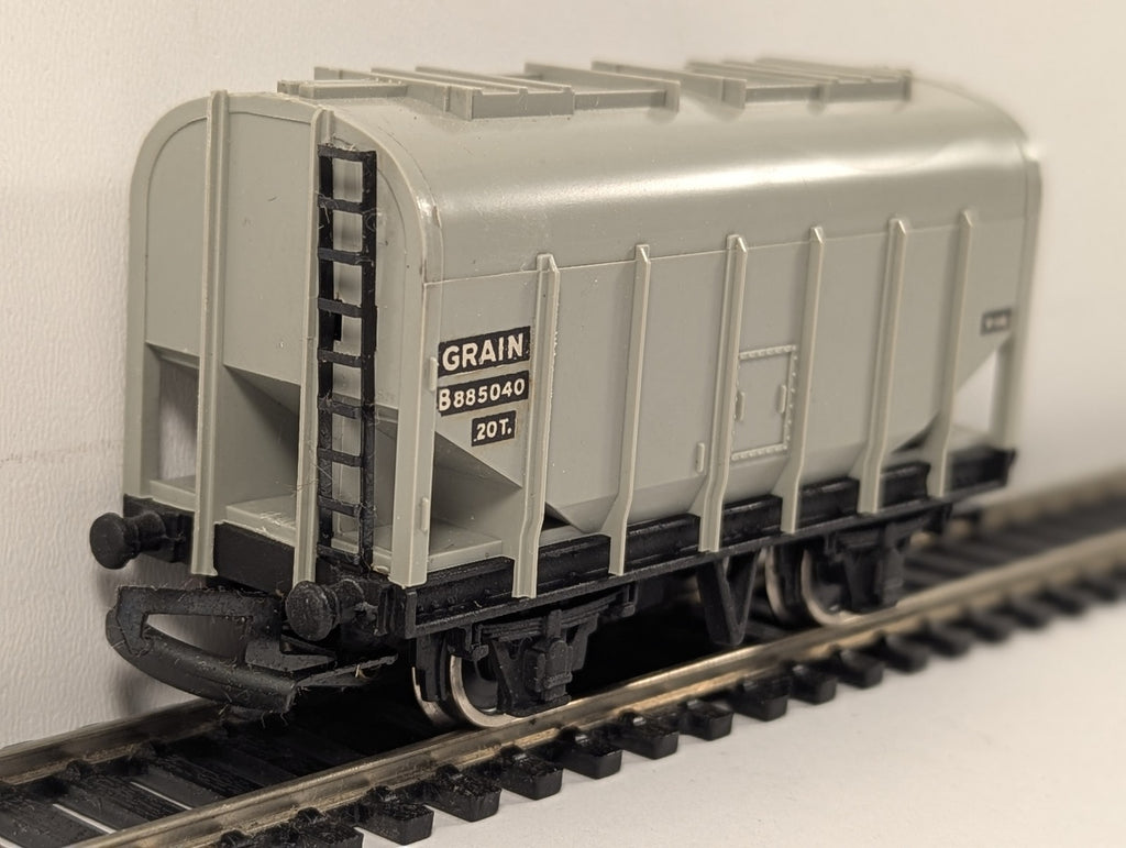 Wrenn OO Gauge 20 Ton Bulk Grain Wagon Rolling Stock B885040 BR Grey W4625