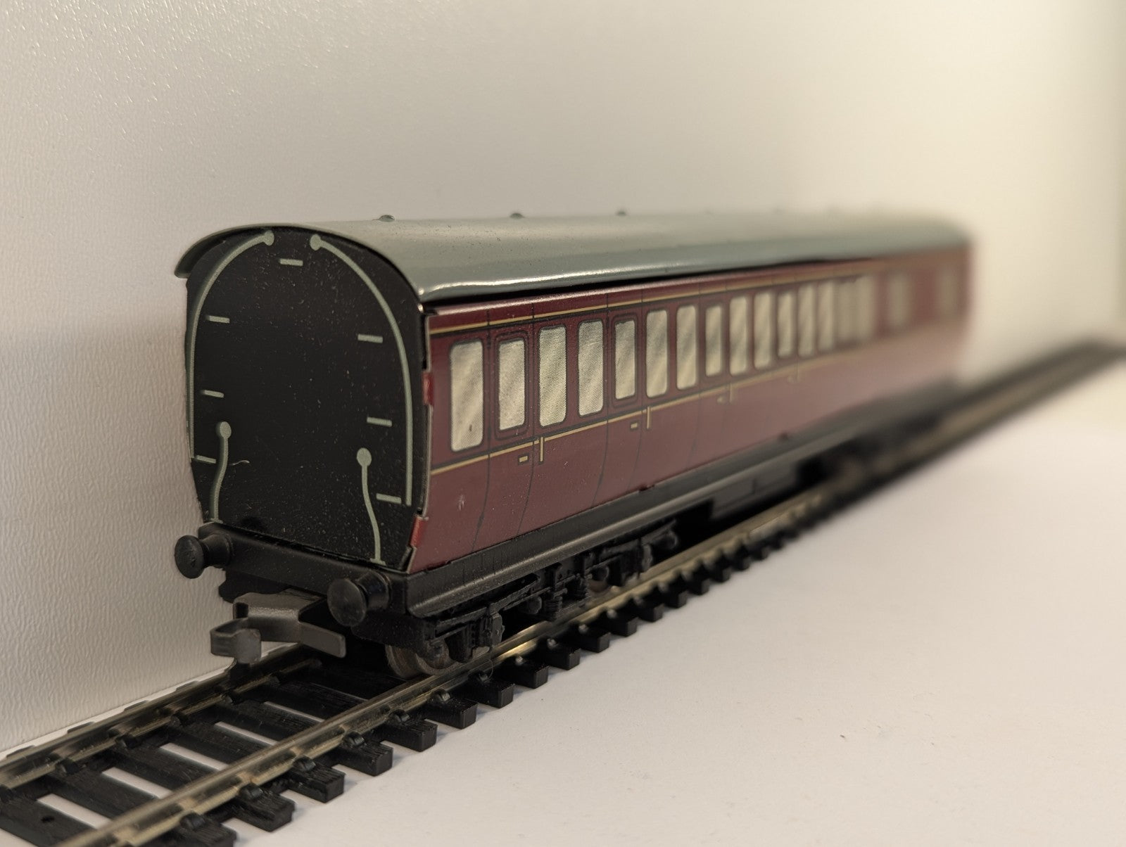 Hornby-Dublo 32090 OO Gauge D13 Suburban Brake Coach - Boxed