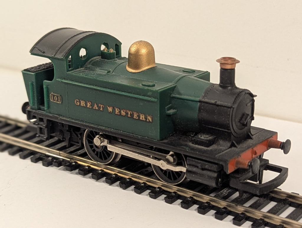 Hornby R077 GWR Class 101 Holden 0-4-0 Tank Locomotive OO Gauge - Boxed