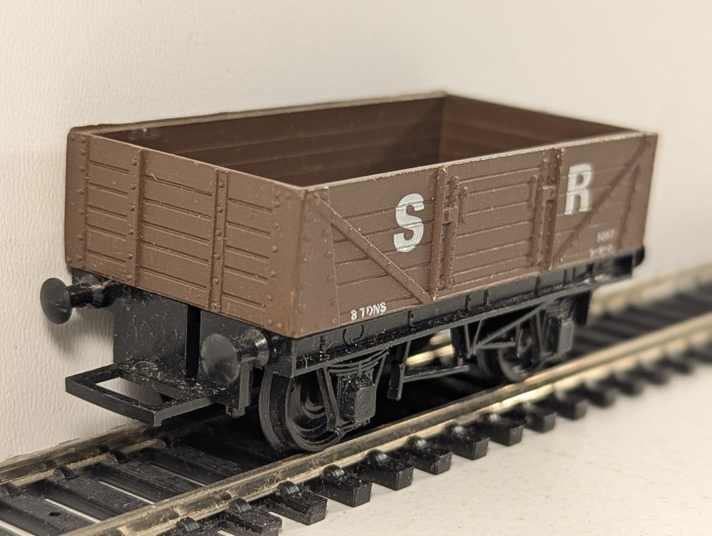 Graham Farish OO Gauge SR 7-Plank Open Wagon 5087 SR Brown