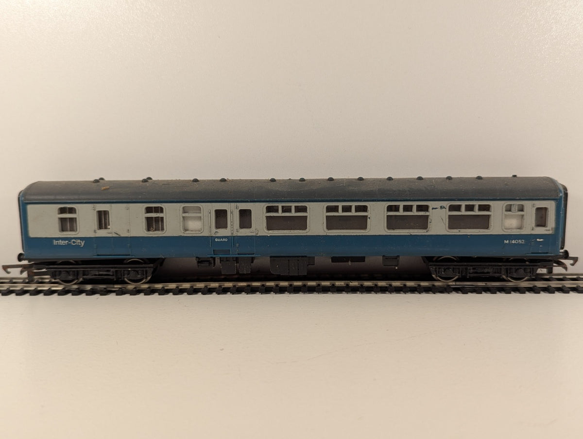 Hornby R922 OO Gauge BR Mk2 InterCity Brake 2nd Coach M14052