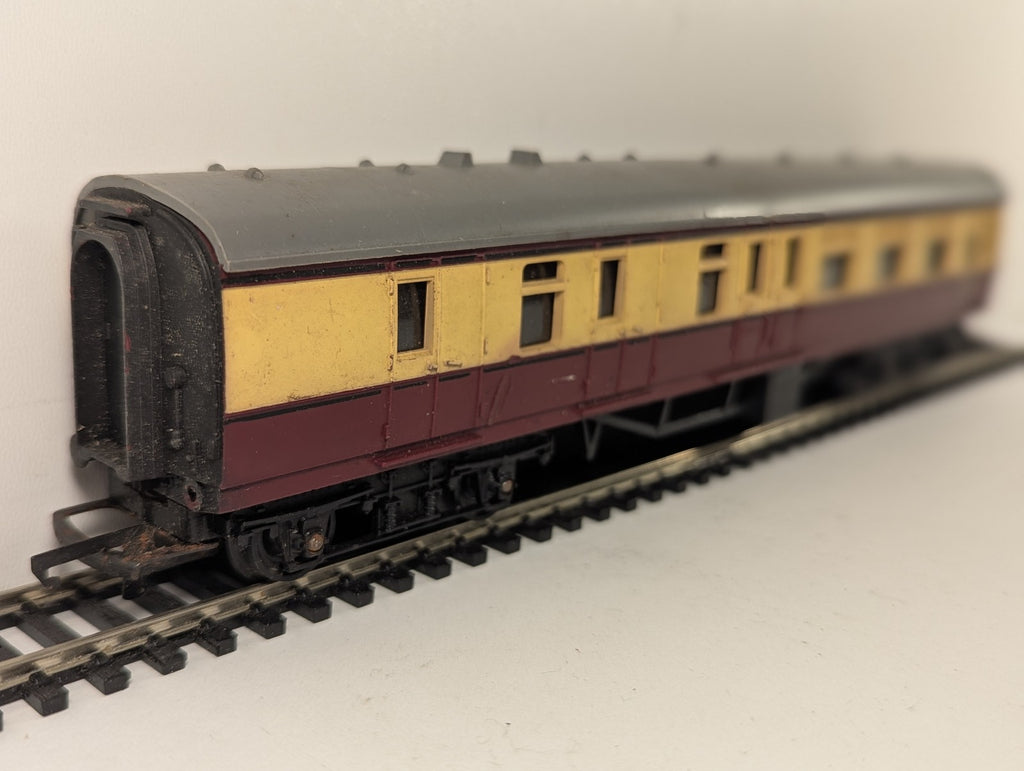 Tri-ang OO Gauge GWR Short Passenger Brake Coach Passenger Coach 34002