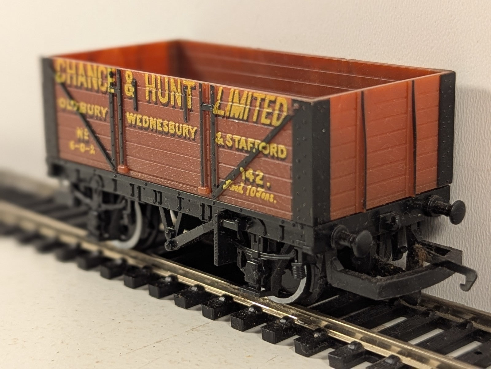 Hornby OO Gauge Chance & Hunt Open Wagon Goods Wagon 142 R.206