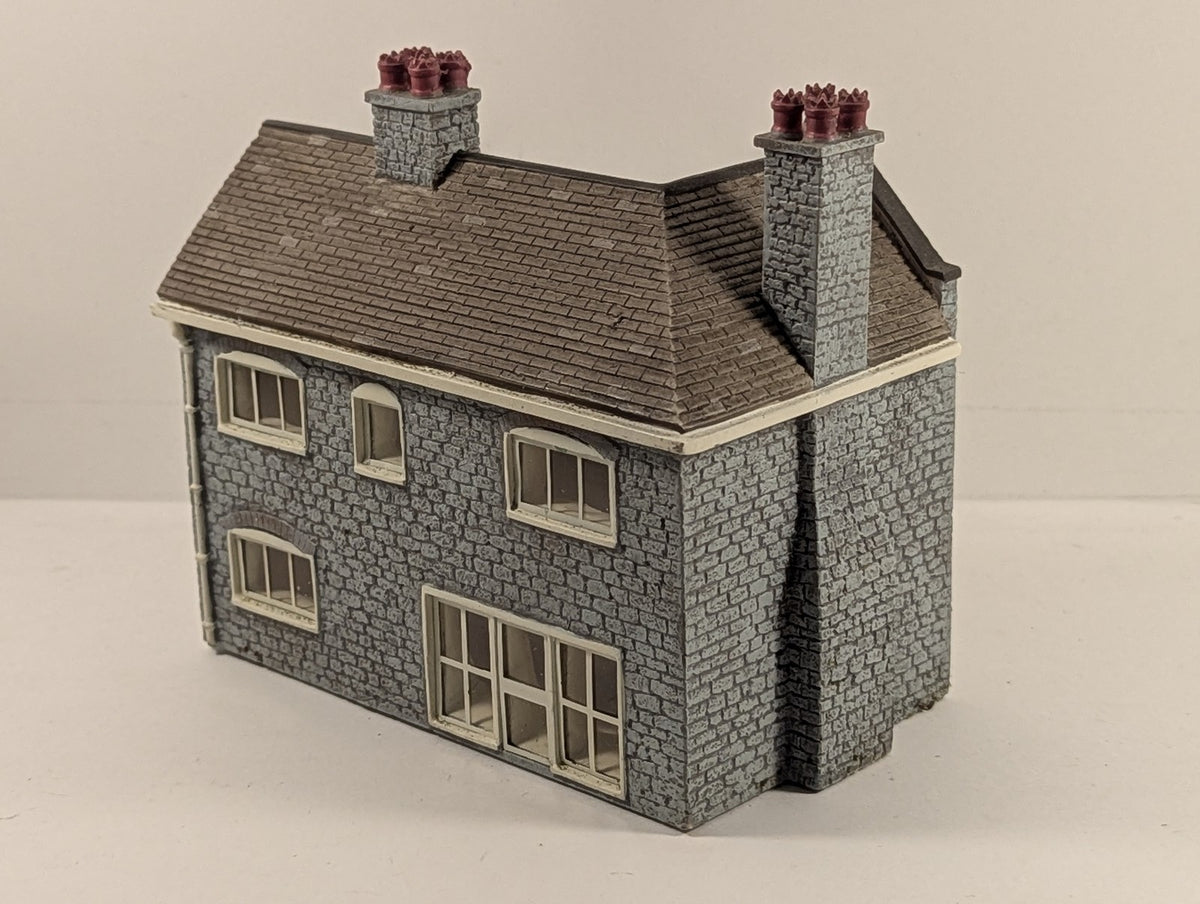 Hornby OO Gauge Skaledale Station Master's House Model Railway Building Stone