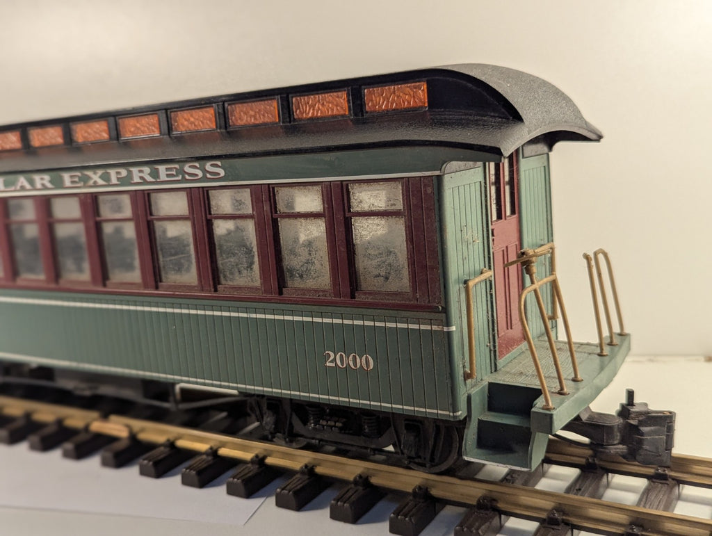 Bachmann G Scale The Polar Express Passenger Coach 2000