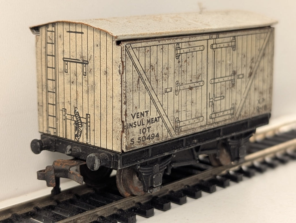 Hornby Dublo 10 Ton Insulated Meat Van Tinplate OO Gauge