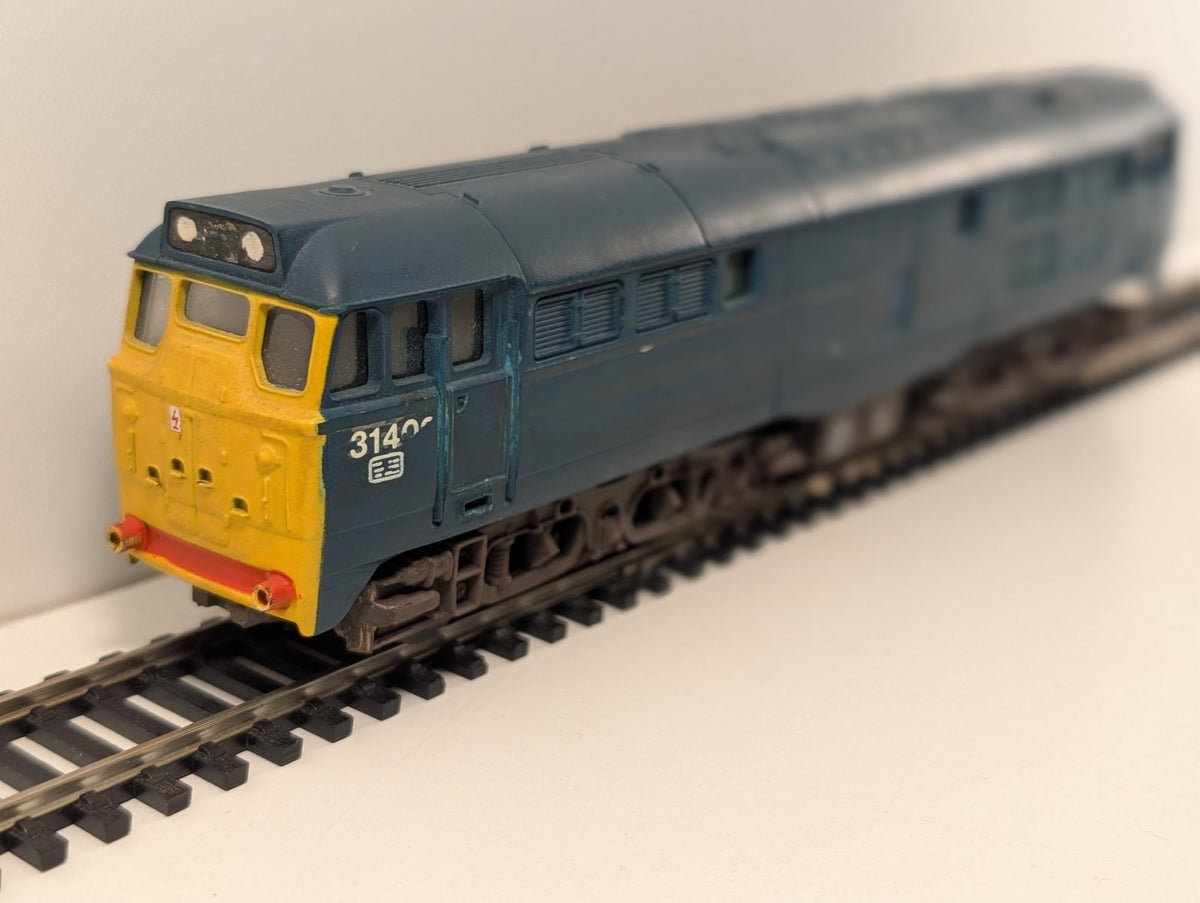 Airfix BR Class 31 Diesel Locomotive No. 31409 in BR Blue – Missing Buffers