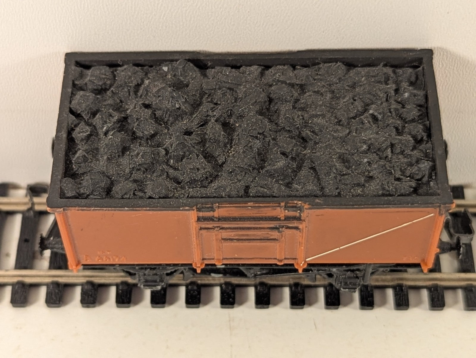 Trix BR 16 Ton Mineral Wagon OO Gauge
