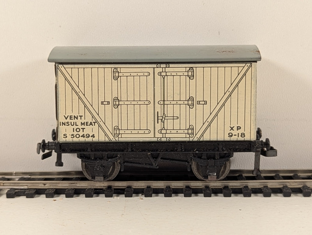 Hornby Dublo 32065 OO Gauge White D1 Meat Van - Boxed
