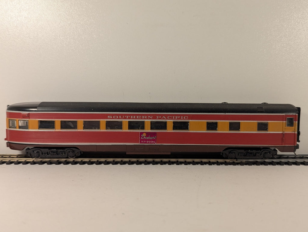 Athearn HO Scale Streamlined Observation Car Passenger Coach SP-2954