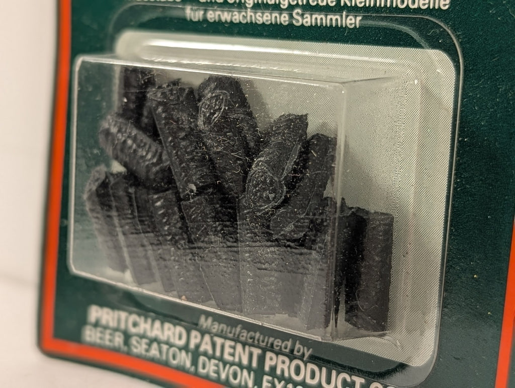 Model Scene HO/OO Sacks of Coal Scenic Accessories 5066