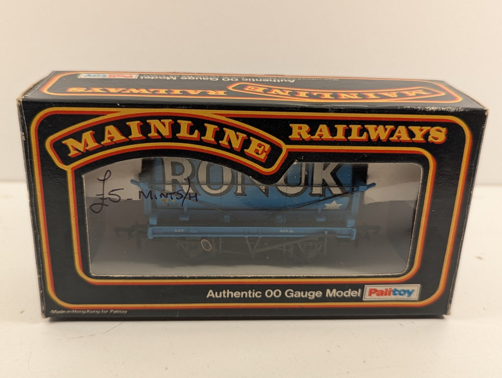 Mainline OO Gauge 37410 Tank Wagon Ronuk Livery