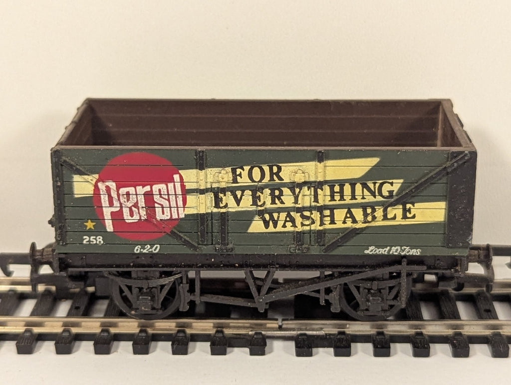 Mainline OO Gauge Persil 7 Plank Open Wagon