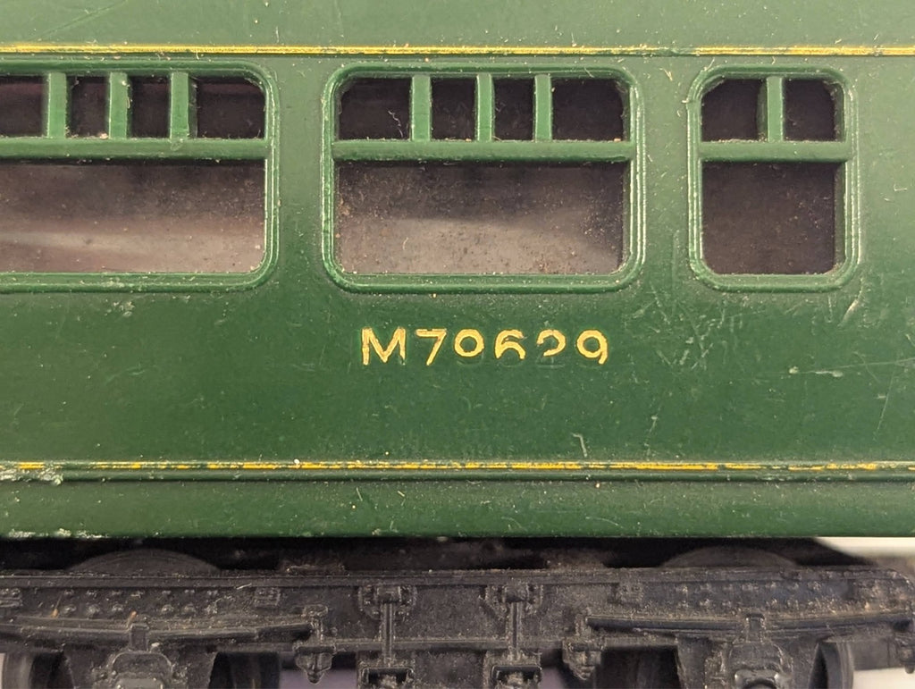 Tri-ang R158 OO Gauge BR Class 101 DMU Diesel Dummy Car