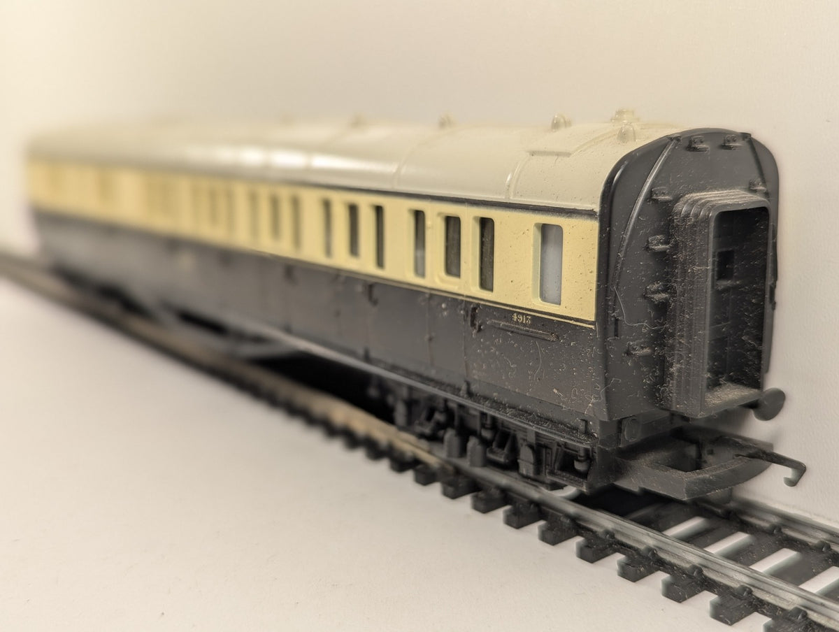 Hornby OO Gauge GWR Brake Third Coach Passenger Coach 4913