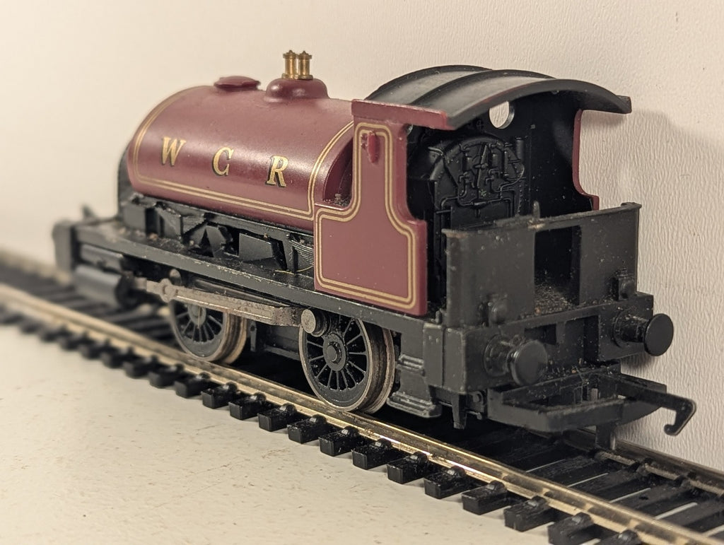 Hornby OO Gauge 0-4-0 Holden Saddle Tank Steam Locomotive WCR Maroon Non-Runner