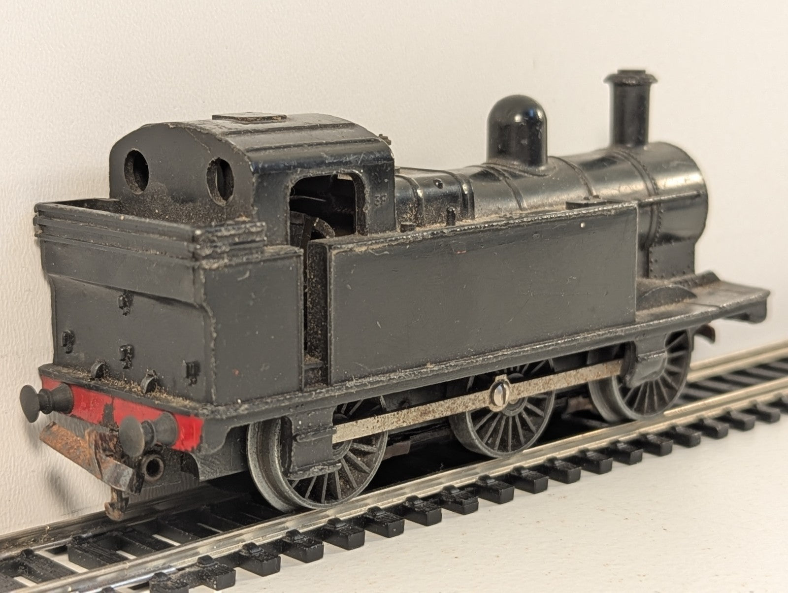 Tri-ang R52 OO Gauge 3F 0-6-0 Jinty Poor Runner