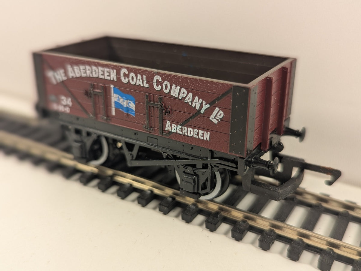 Hornby R6030 OO Aberdeen Coal Co 5 Plank Wagon