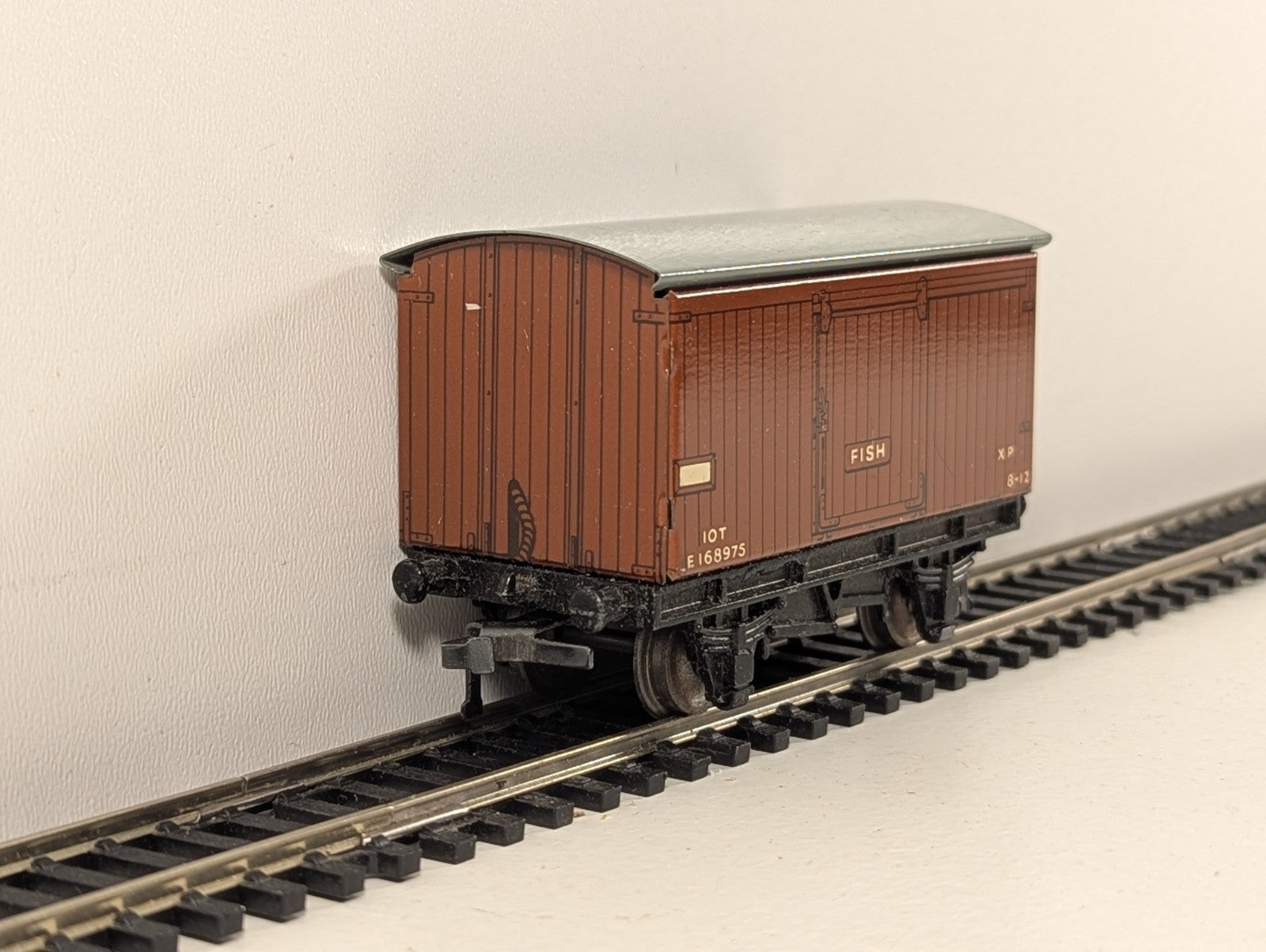 Hornby Dublo 32035 OO Gauge D1 BR Brown Fish Van - Boxed