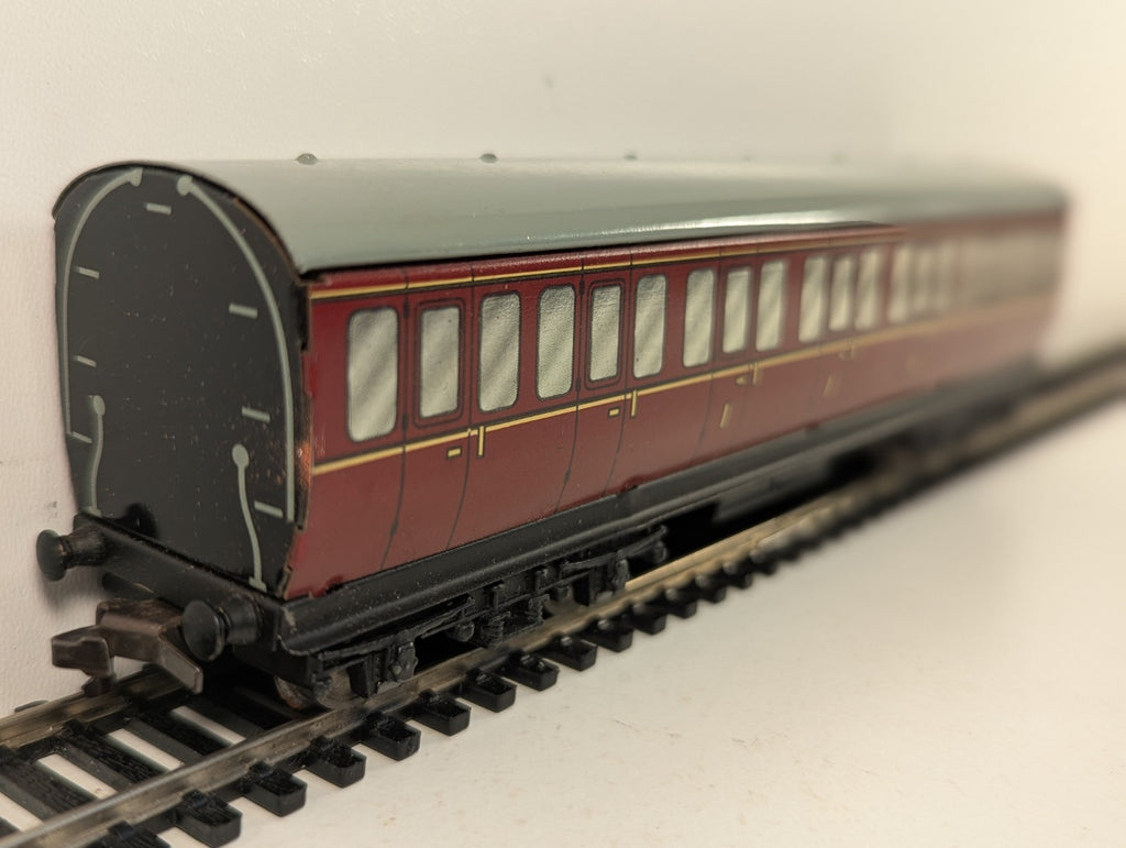 Hornby Dublo OO Gauge BR Mk1 Suburban Brake Coach - Maroon Tinplate