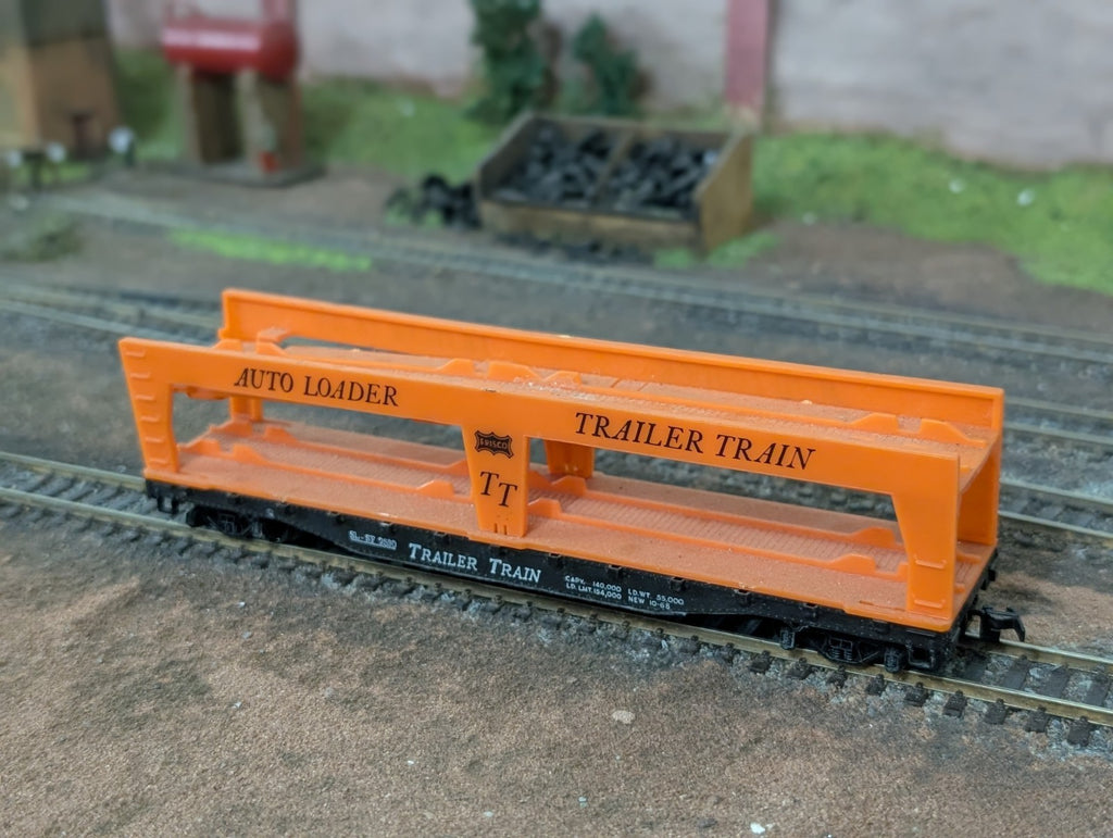Tyco HO Gauge Autoloader Car Transporter