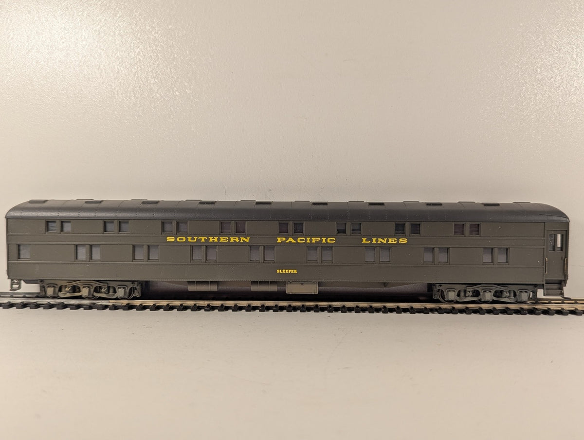 Rivarossi HO Gauge Southern Pacific Heavyweight Sleeper Coach Passenger Coach