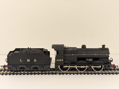 Airfix LMS Class 4F 0-6-0 Steam Locomotive No. 54122 - Boxed