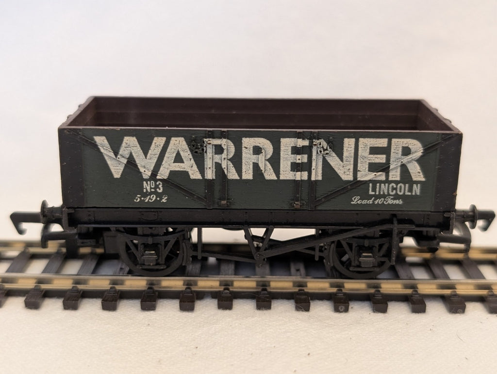 Mainline OO Gauge 7 Plank Open Wagon Goods Wagon No. 3 Warrener (Li