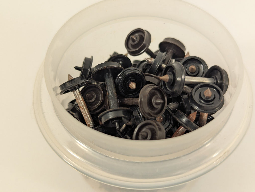 HO Gauge Plastic Pinpoint Wheelsets Job lot