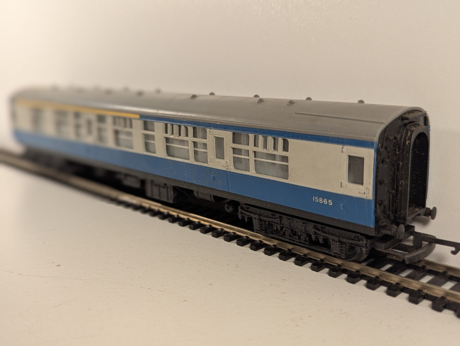 Tri-ang OO Gauge BR Blue & Grey Composite Coach
