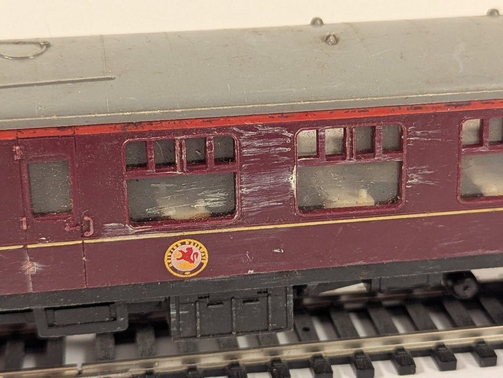 Tri-ang OO Gauge BR Mk1 Corridor Buffet Coach