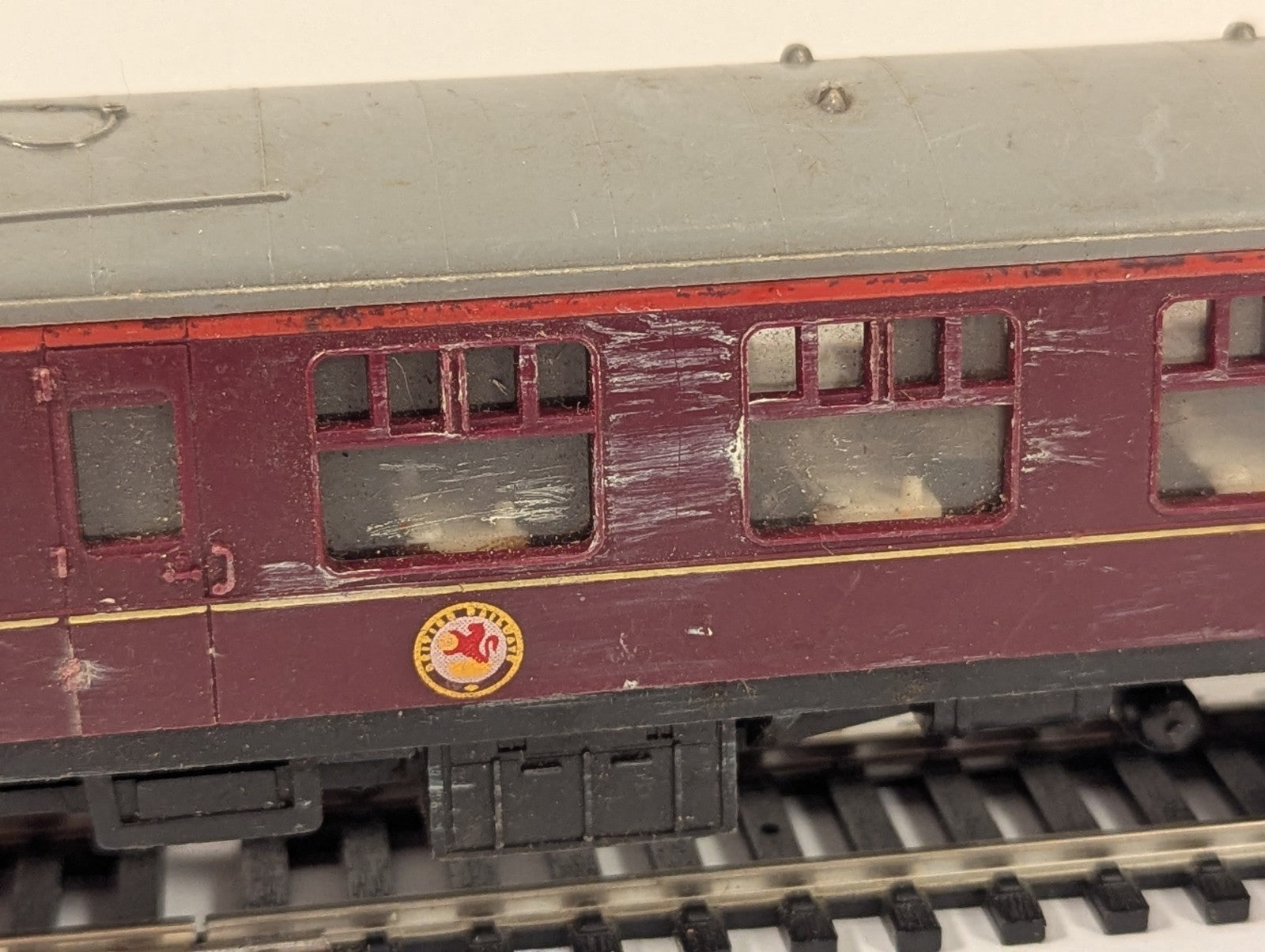 Tri-ang OO Gauge BR Mk1 Corridor Buffet Coach