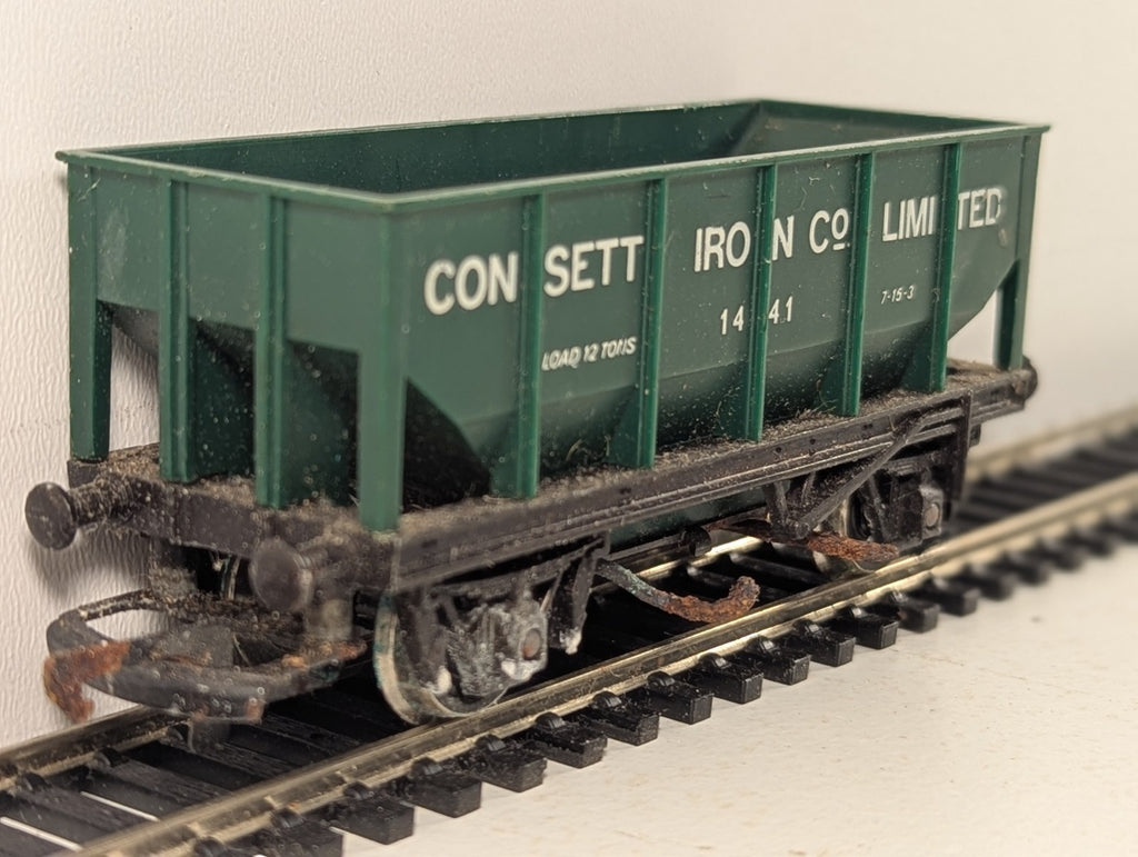 Tri-ang OO Gauge Consett Iron Co. 12 Ton Hopper Wagon Goods Wagon