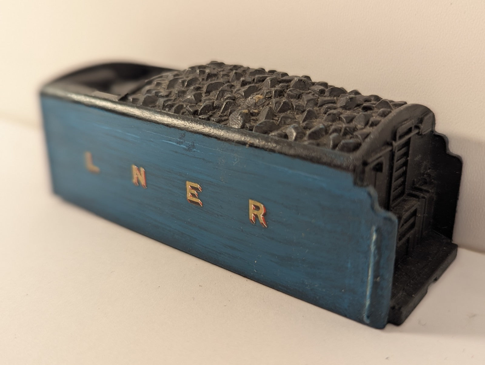 Hornby OO Gauge LNER Corridor Tender Shell LNER Blue - Spares/Repairs