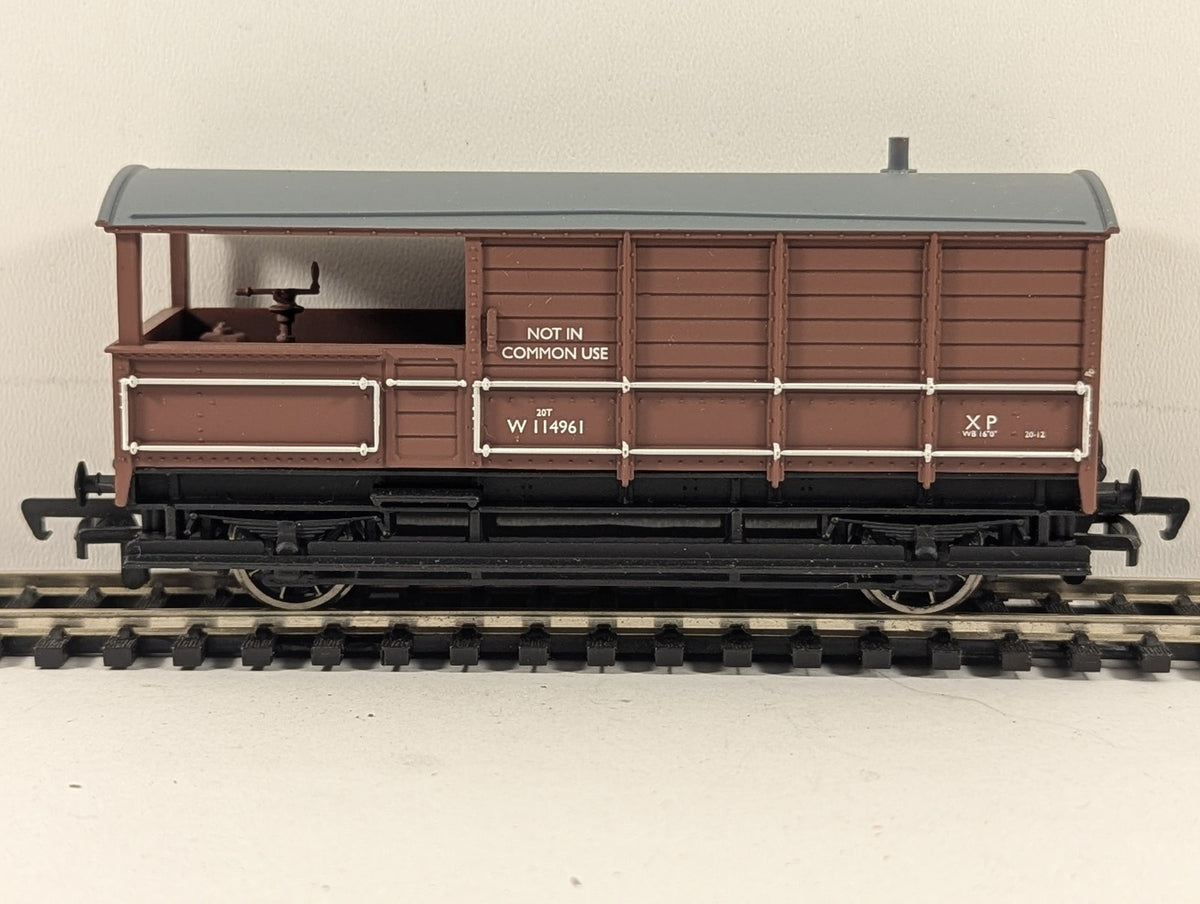 Bachmann OO Gauge 20 Ton Toad Brake Van Goods Wagon W114961 BR Brown 33-304