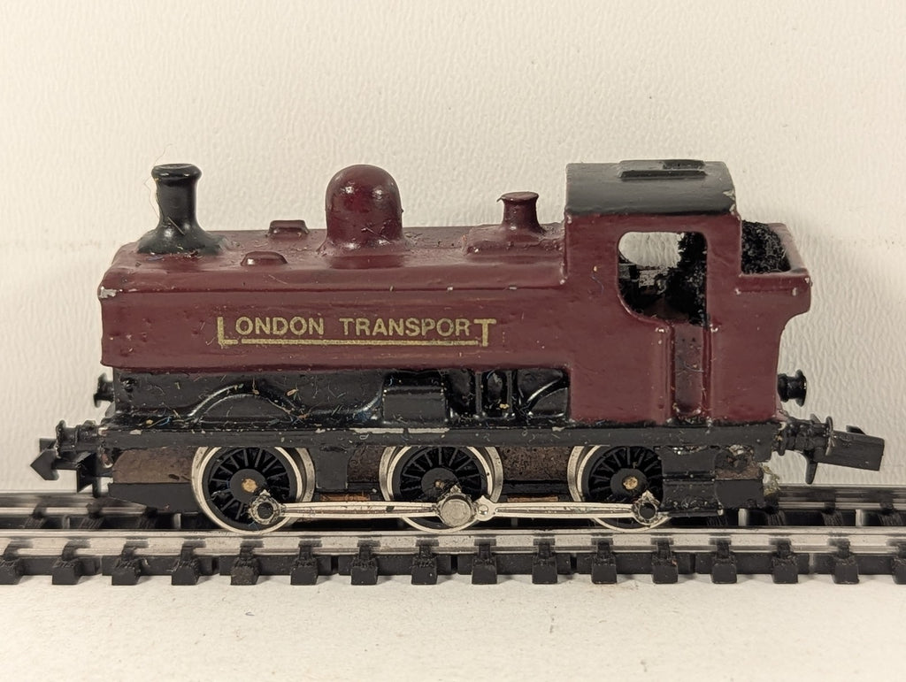 Graham Farish N Gauge Class J94 Saddle Tank Steam Locomotive