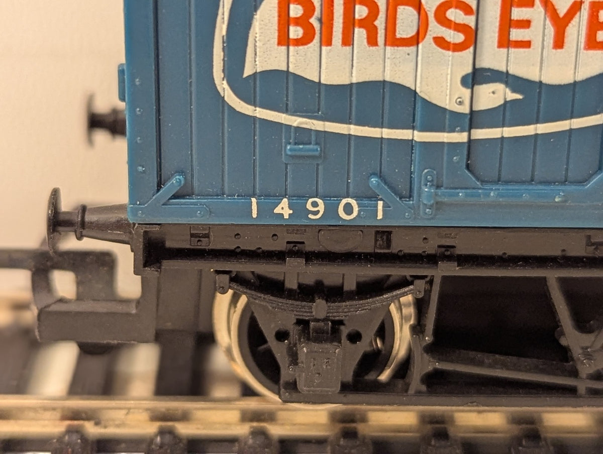 Hornby OO Gauge Birds Eye Fish Fingers Open Wagon Goods Wagon 14901