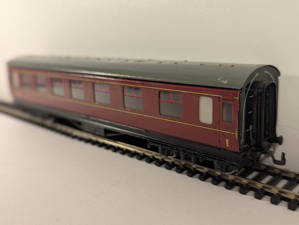 Hornby Dublo OO Gauge BR Corridor Composite Coach Passenger Coach M 4193