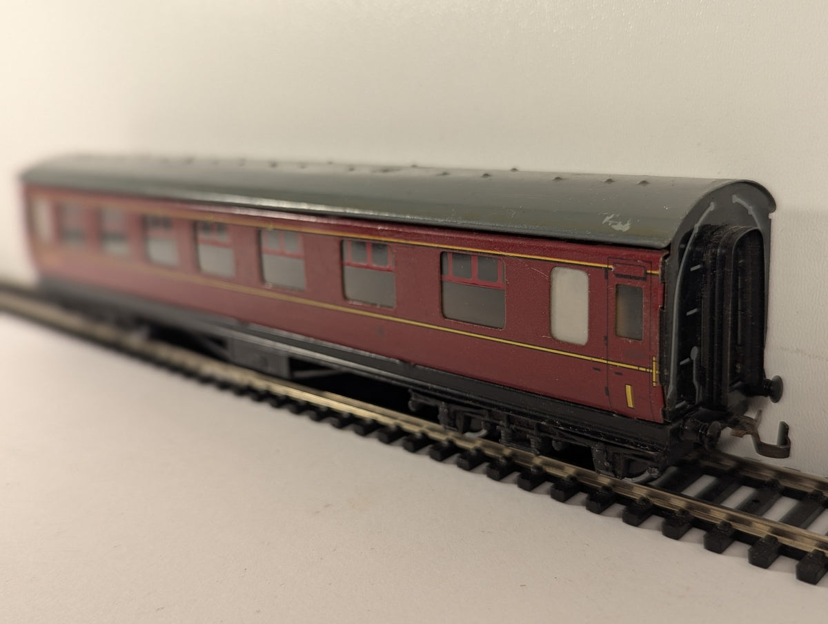 Hornby Dublo OO Gauge BR Corridor Composite Coach Passenger Coach M 4193