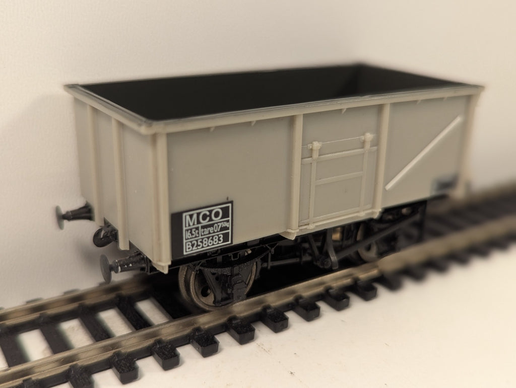Bachmann 37-251 OO Gauge 16T Steel Mineral Wagon B258683 MCO