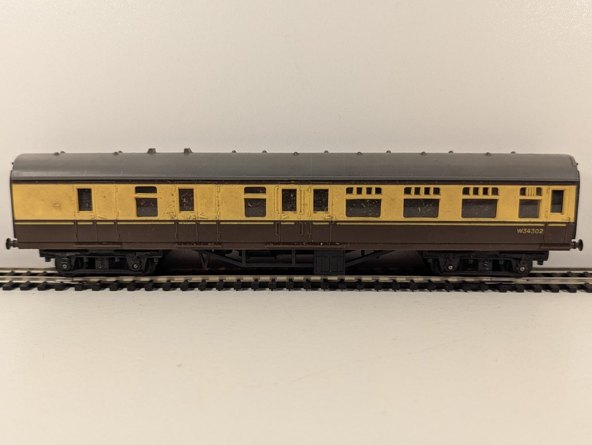 Tri-ang R329 OO Gauge BR Mk1 Brake Second Coach W34302