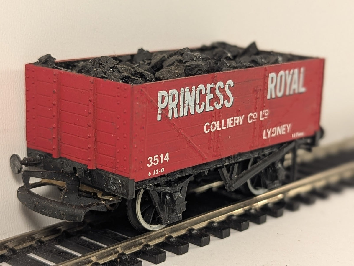 Bachmann OO Gauge 7 Plank Wagon Princess Royal Colliery Goods Wagon 3514