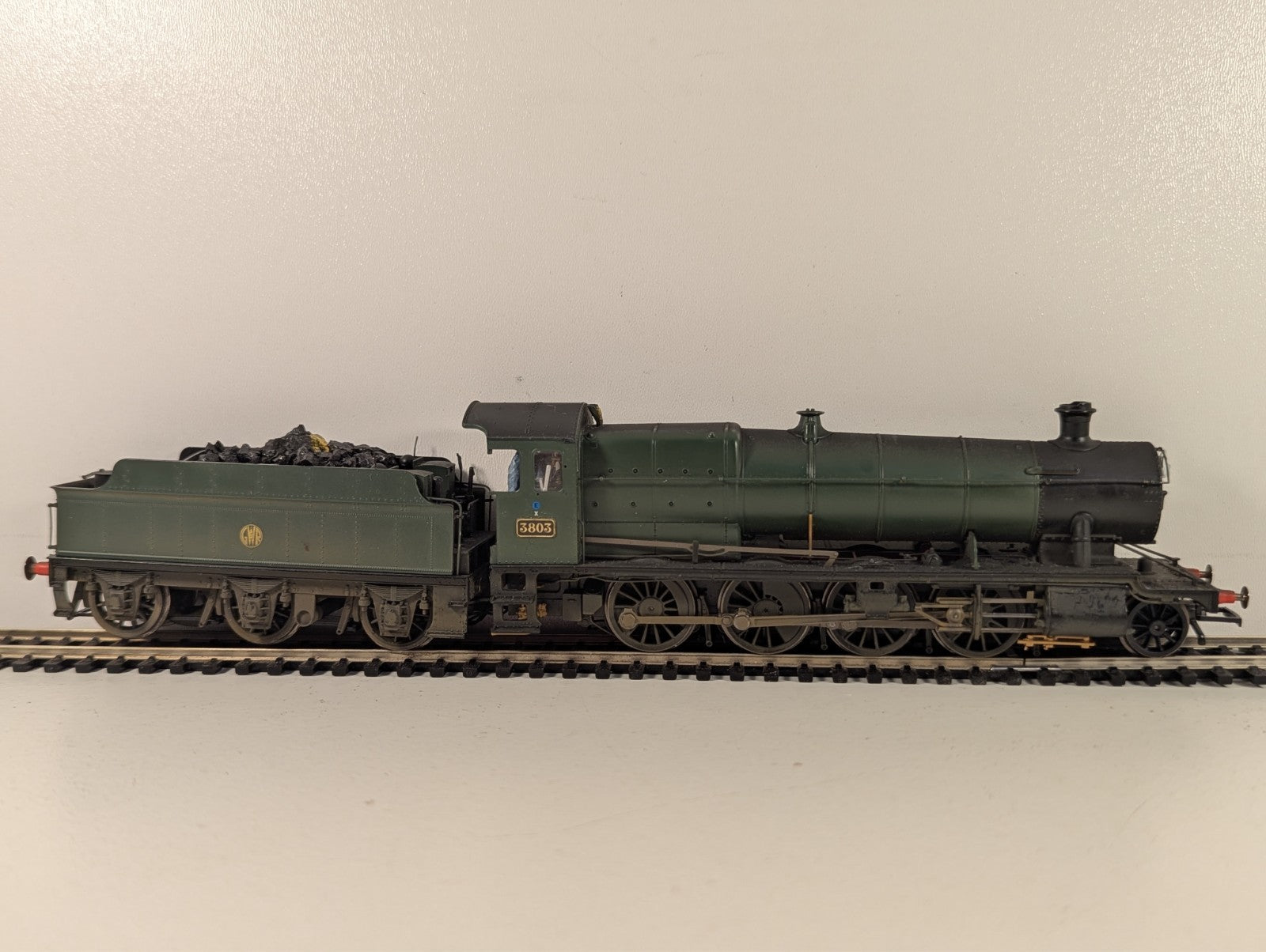 Hornby R2918 GWR Class 3800 2-8-0 Weathered OO Gauge Steam Locomotive - Boxed
