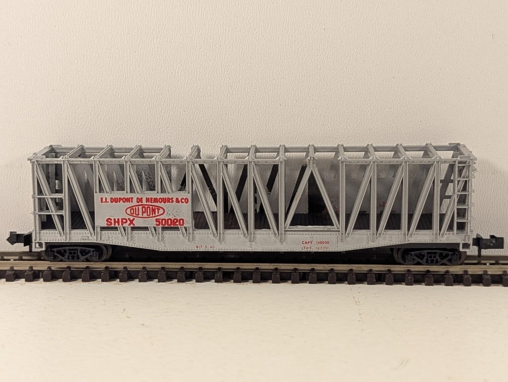 Minitrix 3101 N Gauge DuPont Container Car - Boxed
