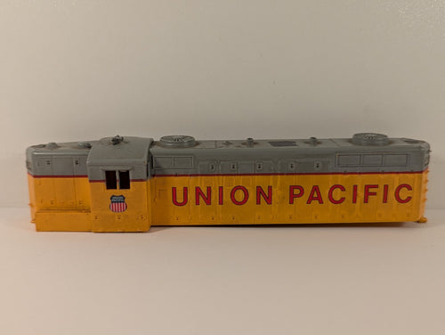 Athearn HOGauge Union Pacific Diesel Locomotive - Spares/Repairs - Damaged Shell