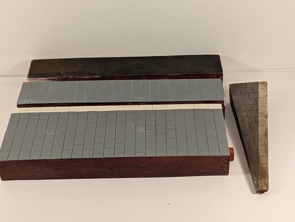 Hornby OO Gauge Skaledale Platforms and Ramp Platform Sections Red Brick