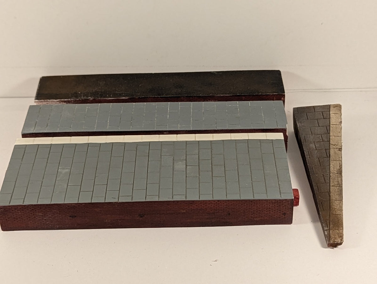 Hornby OO Gauge Skaledale Platforms and Ramp Platform Sections Red Brick