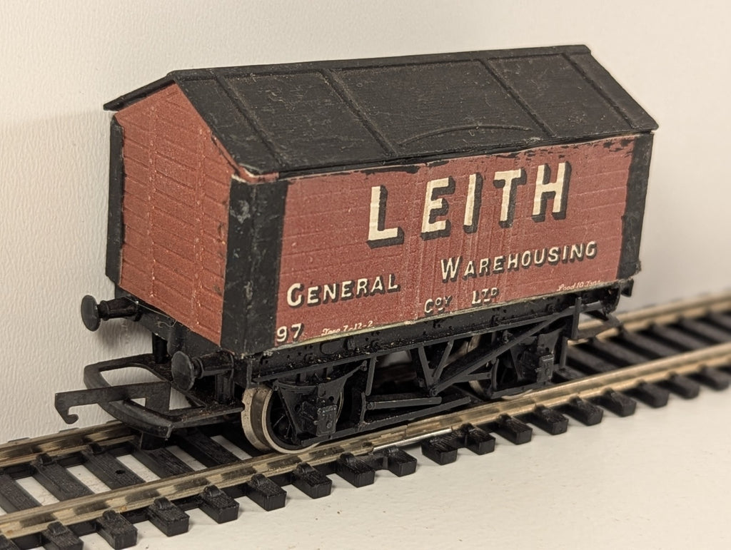 Tri-ang 10-Ton Covered Salt Wagon – “Leith General Warehousing” Red Livery – OO