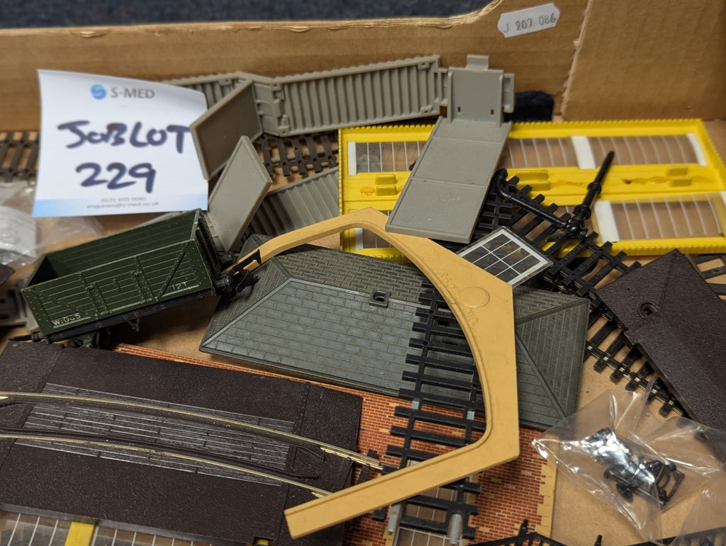 OO Gauge Job Lot of Model Railway Spares & Parts